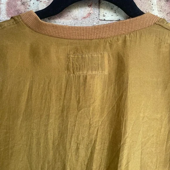 Vintage Forenza Silk Screen Print Blouse🖤 - Picture 6 of 10